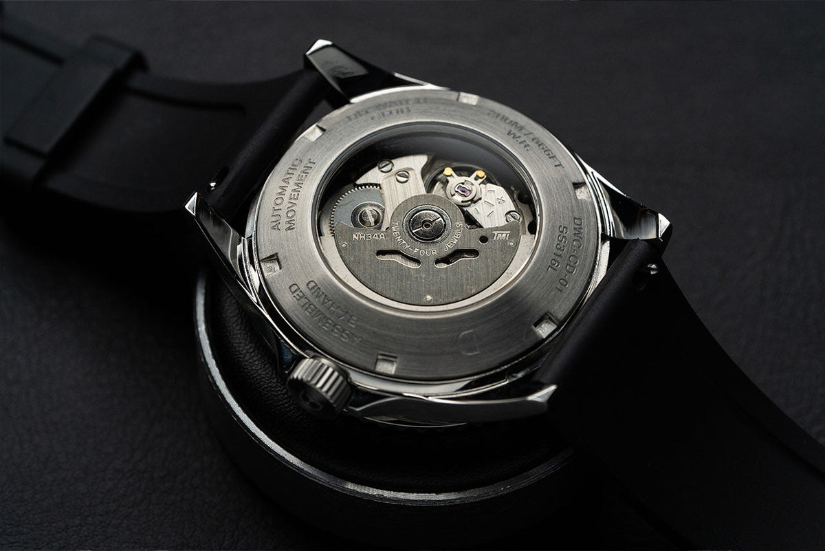 ムーブメント NH34 GMT TMI SEIKO MOD パーツ デイト白 SEIKO MOD】話題のGMTムーブメントNH34について図面を元に調べて