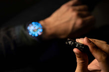 Load image into Gallery viewer, White light UV flashlight for lume shot