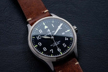 画像をギャラリービューアに読み込む, DIY Watch Clyb - Miyota movement with date at 3 o'clock