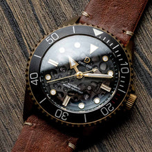 將圖像載入到圖庫中查看，DIY腕錶組裝套裝 | 青銅鏤空設計潛水腕錶 配棕色復古錶帶 及藍寶石錶盤 (NH72) | DWC-D02S 