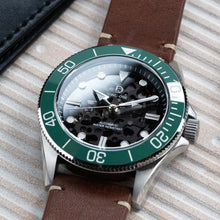 Load image into Gallery viewer, DIY Watchmaking Kit | NH72 Dive Watch With Sapphire Dial &amp; Green Ceramic Bezel Insert | DWC-D02S 