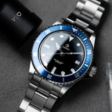 Load image into Gallery viewer, EONIQ x DIY WATCH CLUB Watchmaking Kit - Customizable 40mm diver - Seiko NH35