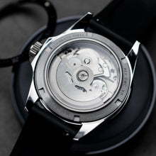 Load image into Gallery viewer, EONIQ x DIY WATCH CLUB Watchmaking Kit - Customizable 40mm diver - Seiko NH35