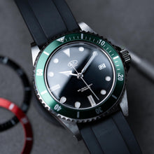Load image into Gallery viewer, EONIQ x DIY WATCH CLUB Watchmaking Kit - Customizable 40mm diver - Seiko NH35