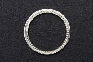 Seiko modding - classic bezel - silver
