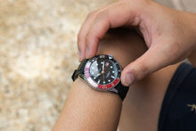 Load image into Gallery viewer, DIY WATCH CLUB - GMT DIVER WATCHMAKING KIT. Daily diver watch