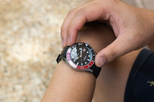 DIY WATCH CLUB - GMT DIVER WATCHMAKING KIT. Daily diver watch
