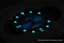 Load image into Gallery viewer, Blue sunray fume dial for Seiko Mod (lume shot)
